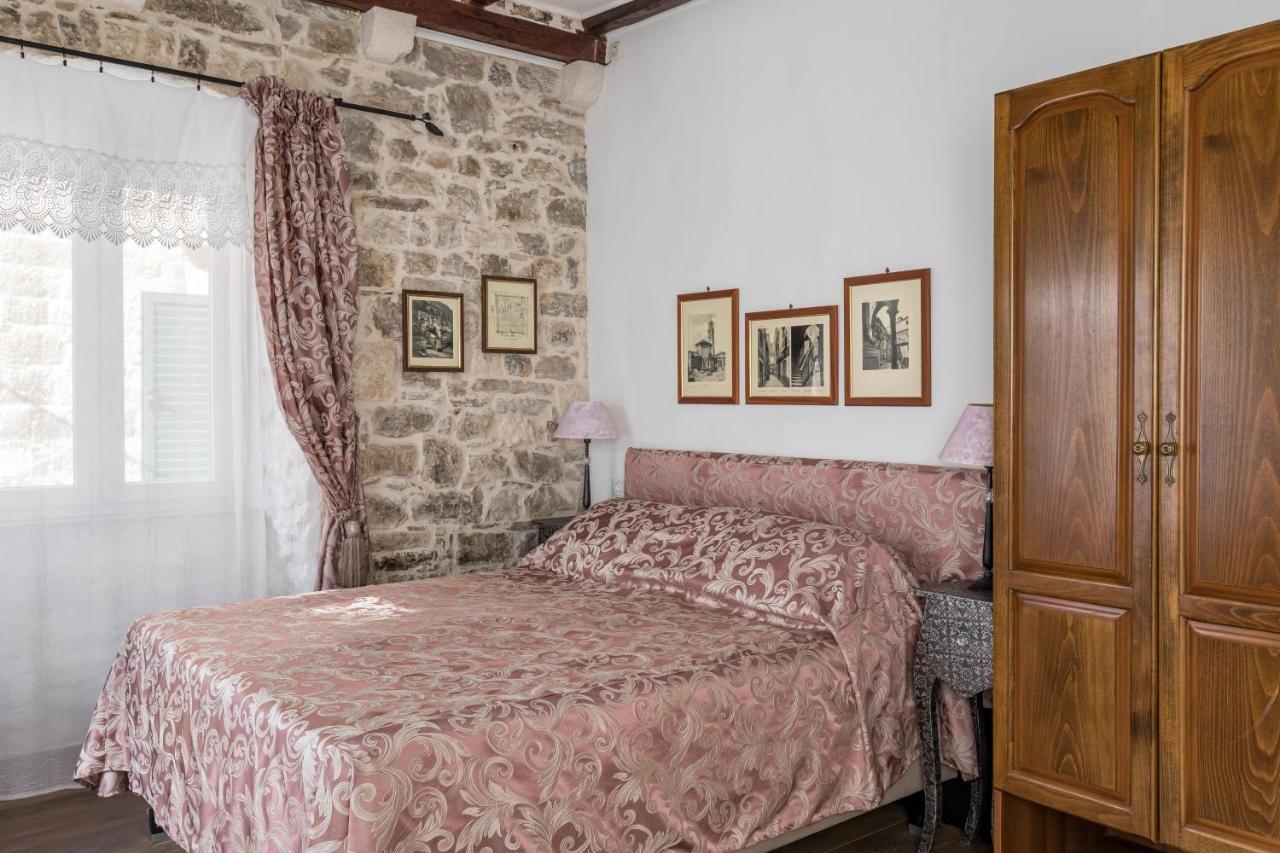 Apartments Kaleta Split Extérieur photo
